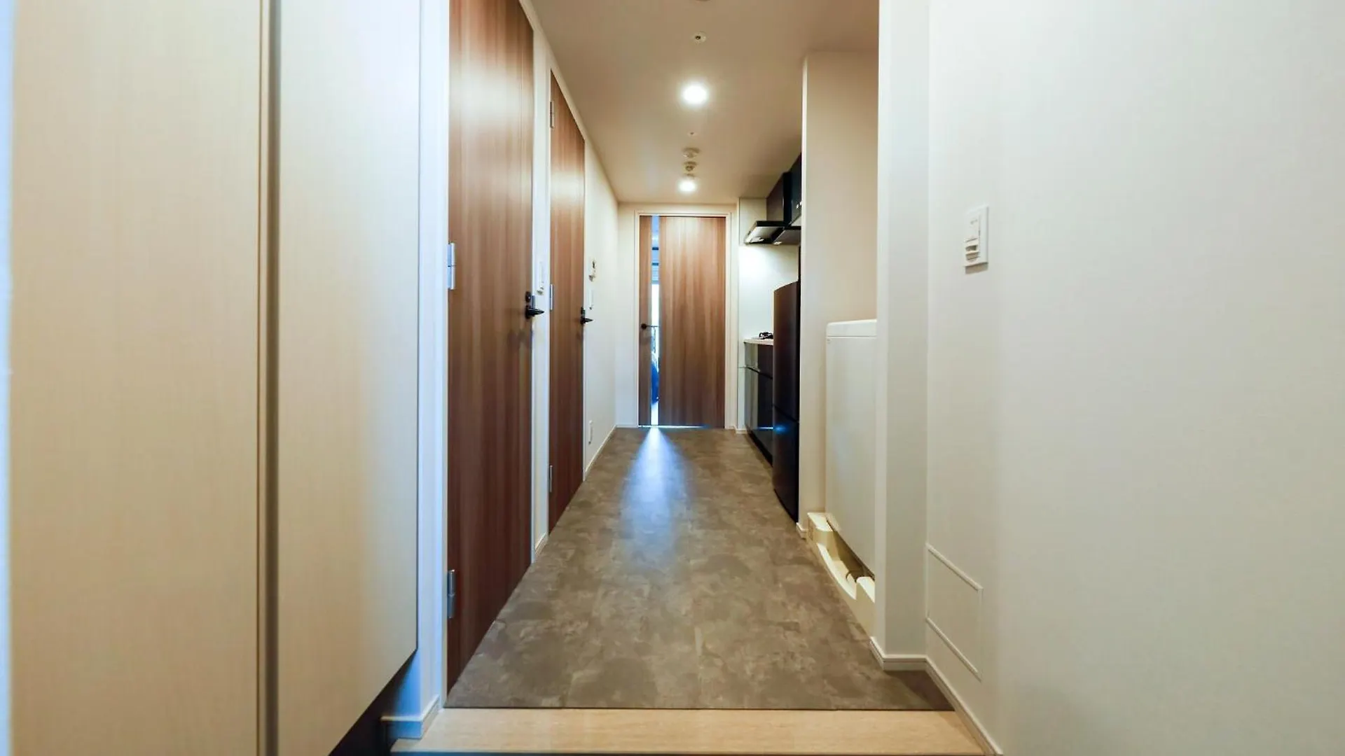 Appartement Seaside Tamachi 202,302,402,502,602,702 - Vacation Stay 44306V Tōkyō
