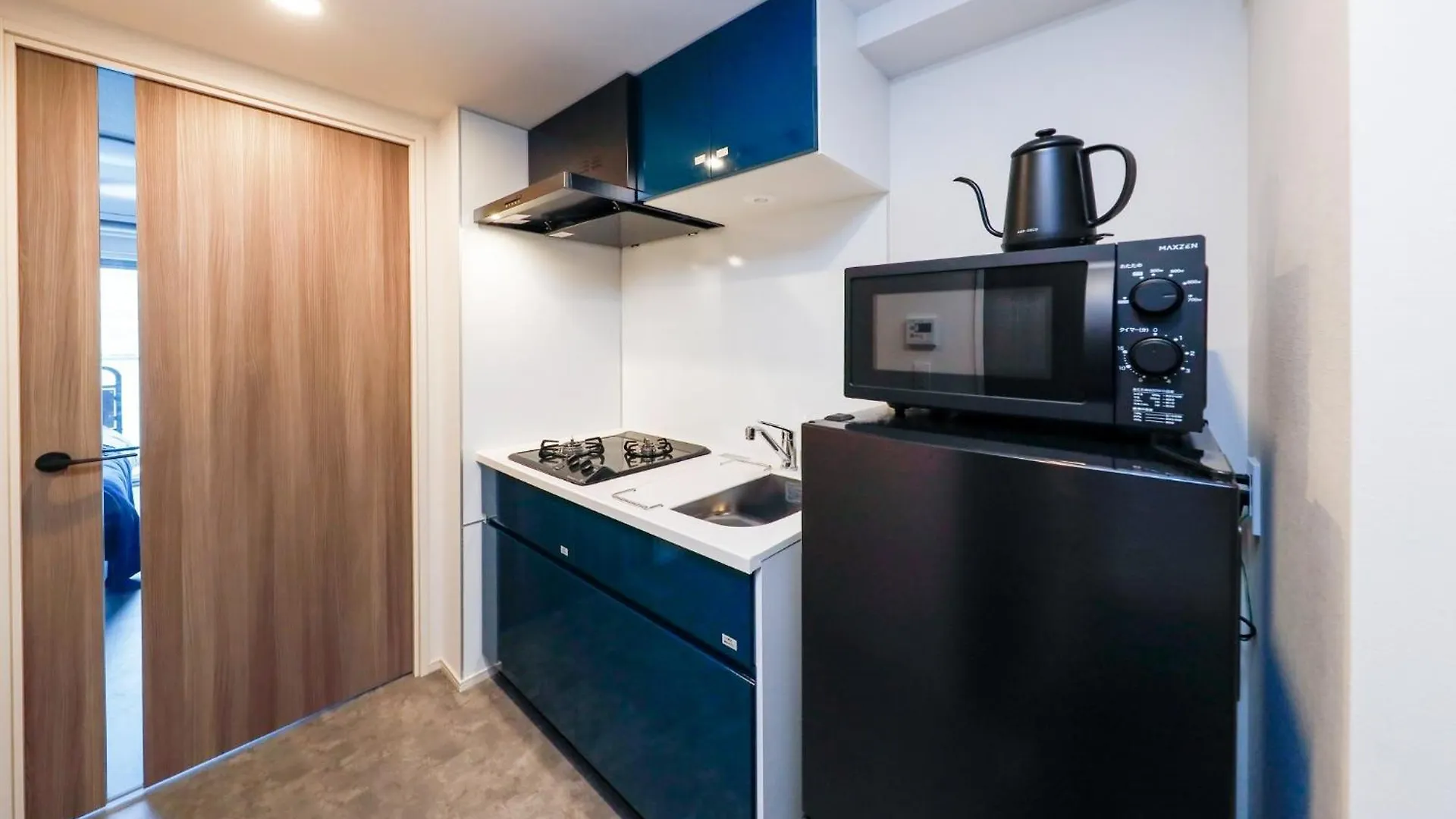 Apartment Seaside Tamachi 202,302,402,502,602,702 - Vacation Stay 44306V Tokyo