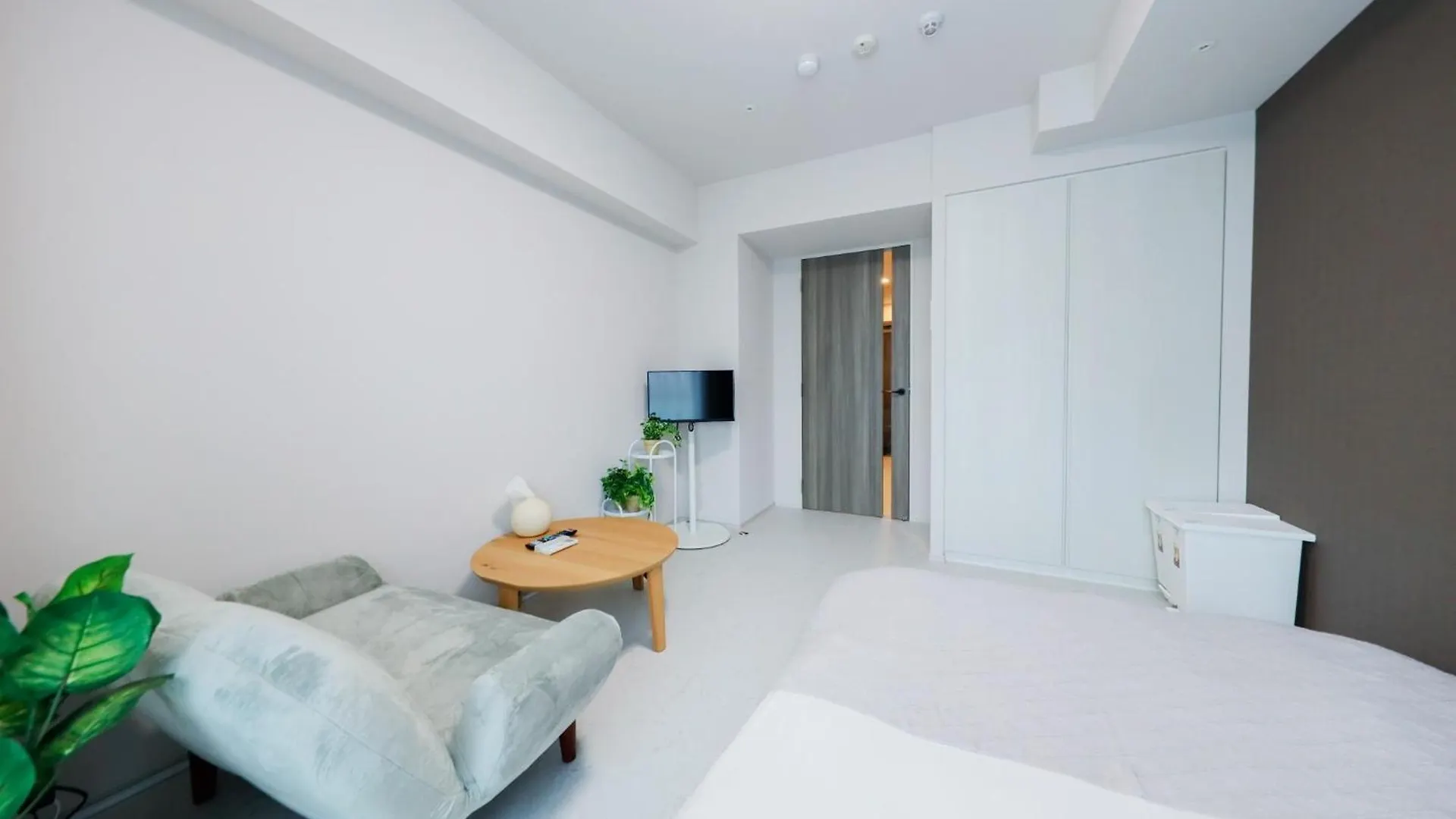 Seaside Tamachi 202,302,402,502,602,702 - Vacation Stay 44306V Tokyo 0*,  Japan